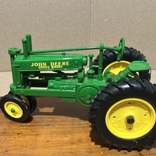 John Deere ERTL Tractor