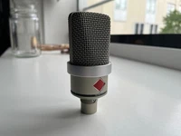 102 condenser microphone
