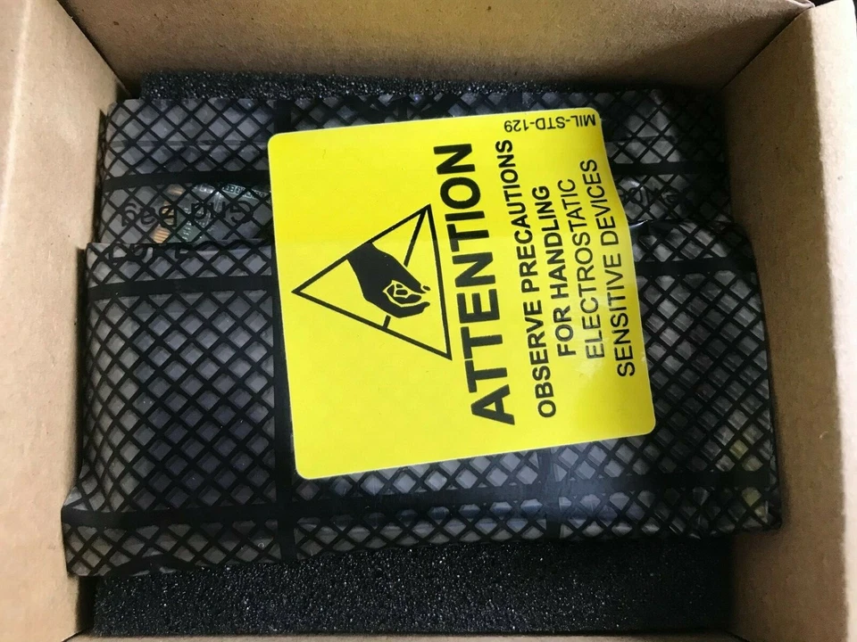 New Intel 180GB SATA  M.2  Solid State Drive SSD SSDSCKKF180H6H - Image 2 of 2