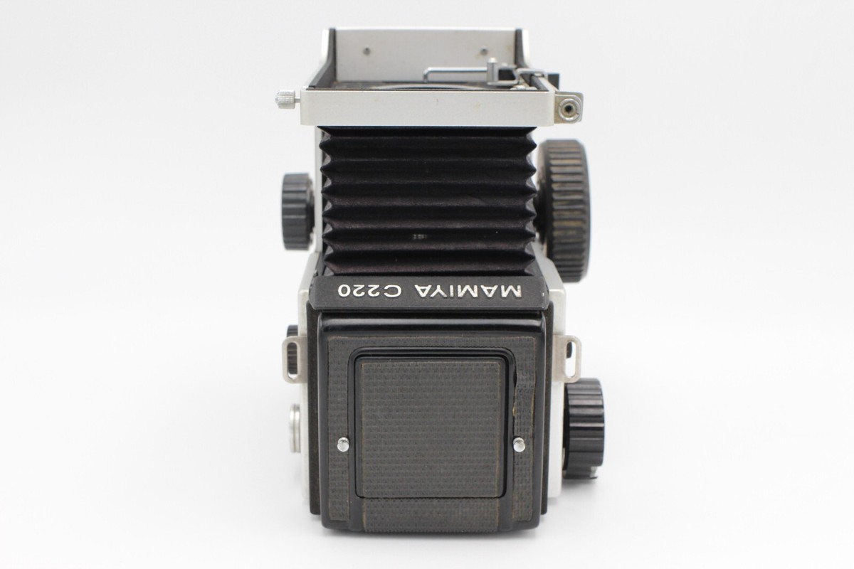 N MINT Mamiya C220 Pro TLR Film Camera 6x6 Medium Format