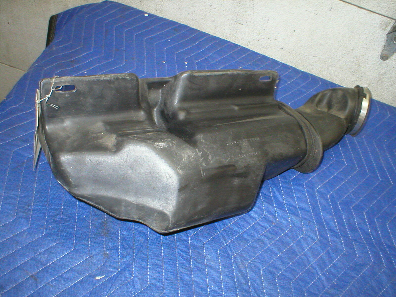 1993-1997 Camaro Firebird Trans Am 3.8L V6 Air Intake rear Duct ...
