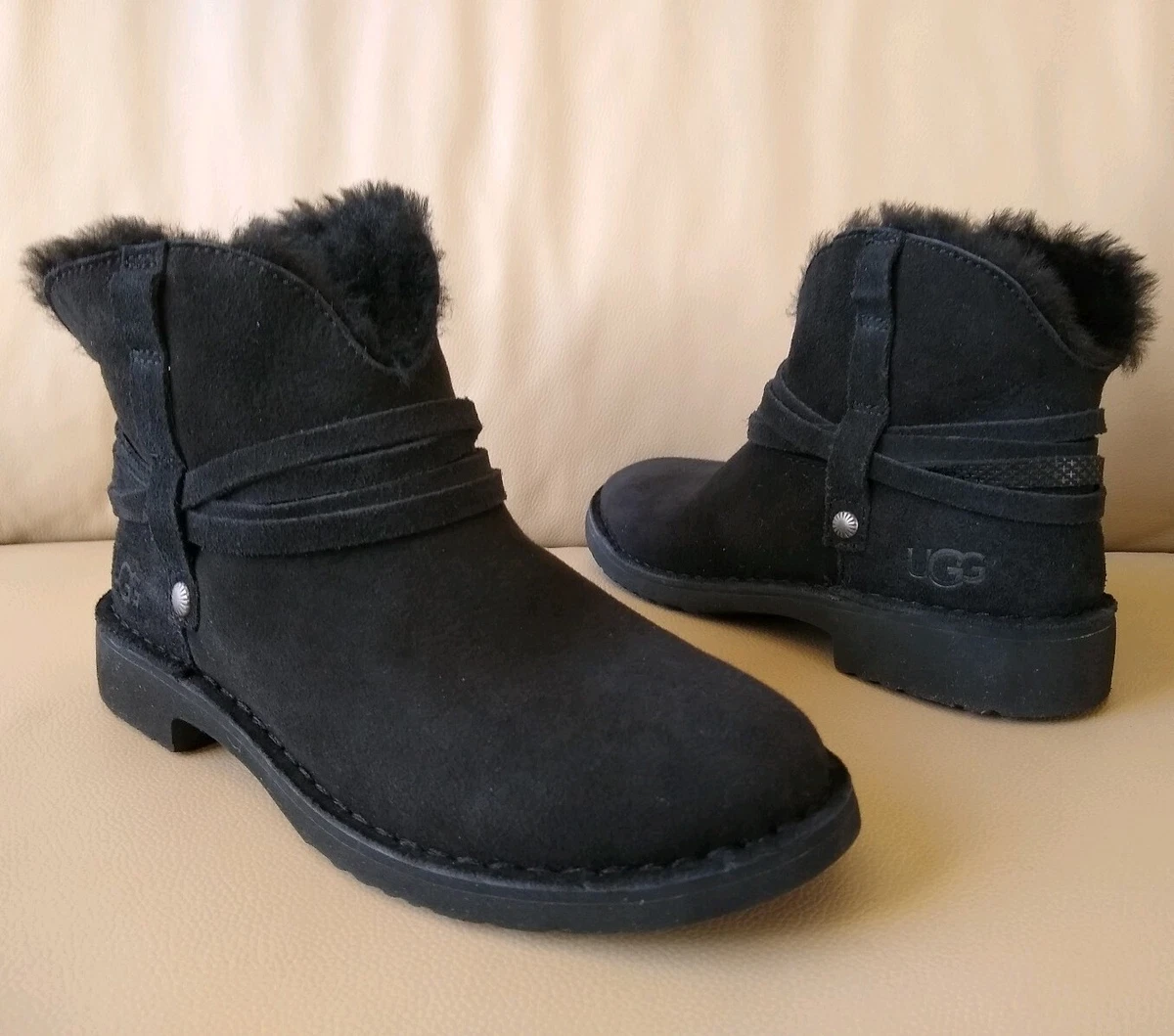 Ugg pasqual boot clearance black