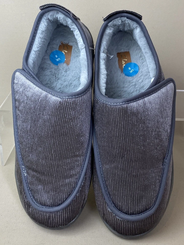 Chinelos femininos Clarks gancho e laço cinza prata tamanho 8D novos com etiquetas - Imagem 3 de 4