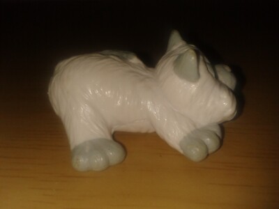 Vintage 1997 Pound Puppies Katze. Liegend. Weiß/grau. (C40)
