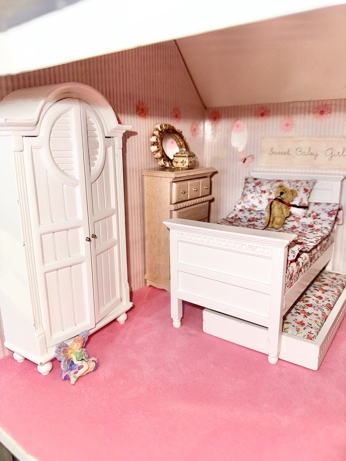 Amazing Vintage Large Handmade Doll House Dolls & Accessories MOM MADE