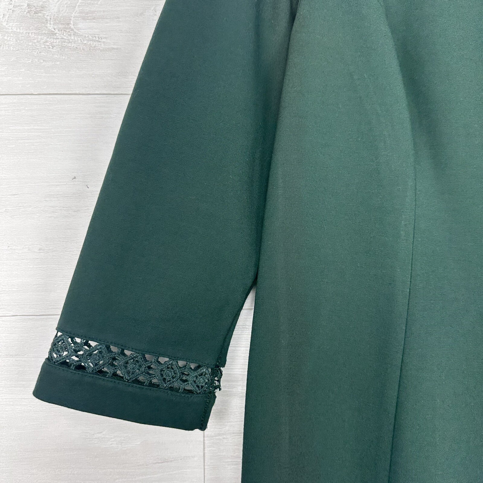 Talbots Sheath Dress Women 10 Green Crochet Neck 3/4 Sleeves Stretch
