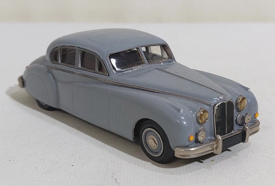 60670 MARQUE ONE MODELS 1/43 - Jaguar MK VII - grigio - Immagine 3 di 4