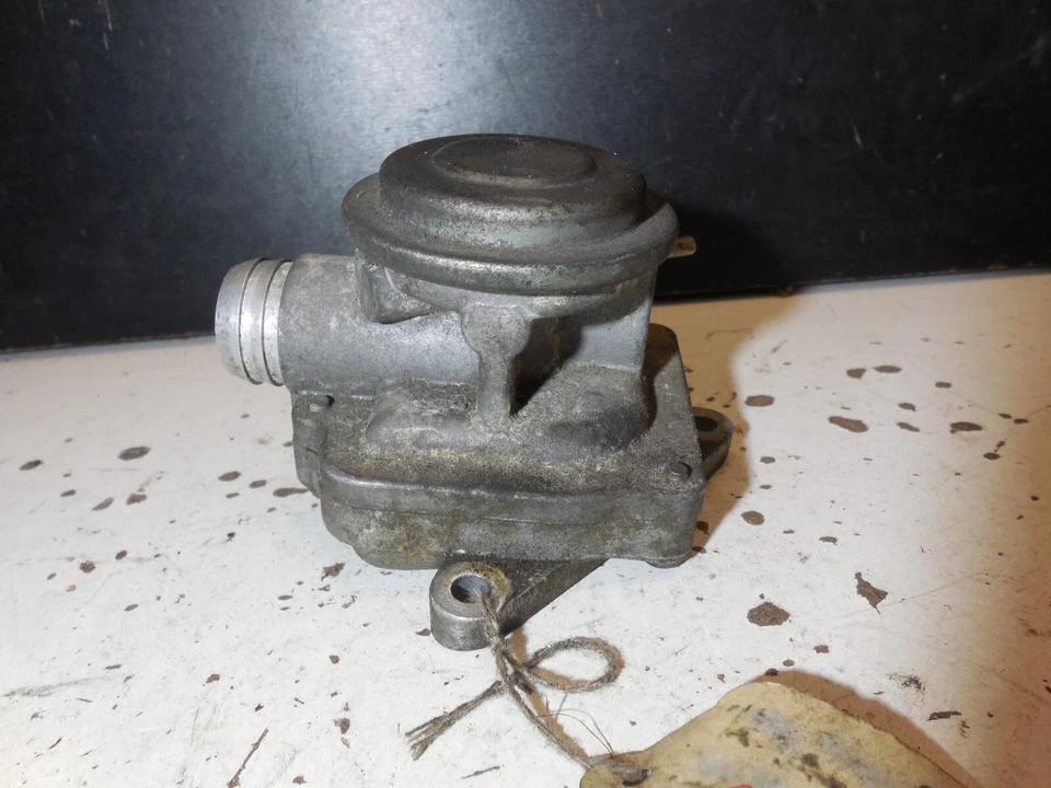 Smog Air Injection Pump Check Valve EGR 08-14 Mercedes Benz SL550 CL550 C300 - Image 2 of 4