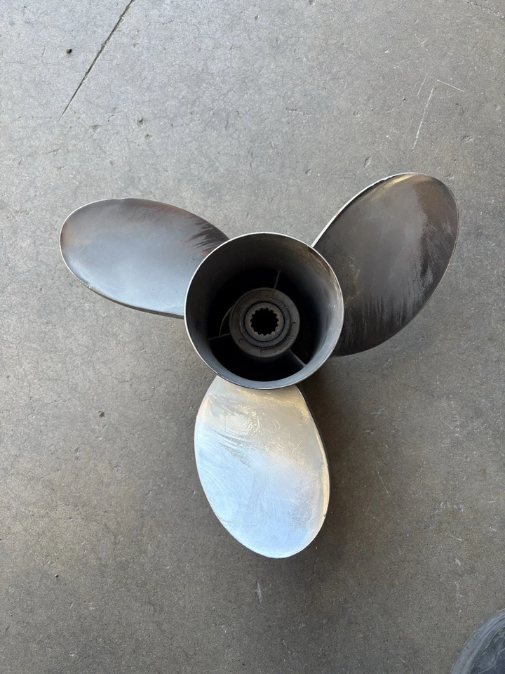 Quicksilver Mirage Stainless Boat Motor Propeller 48-13700-19 Mercury - Image 2 of 4