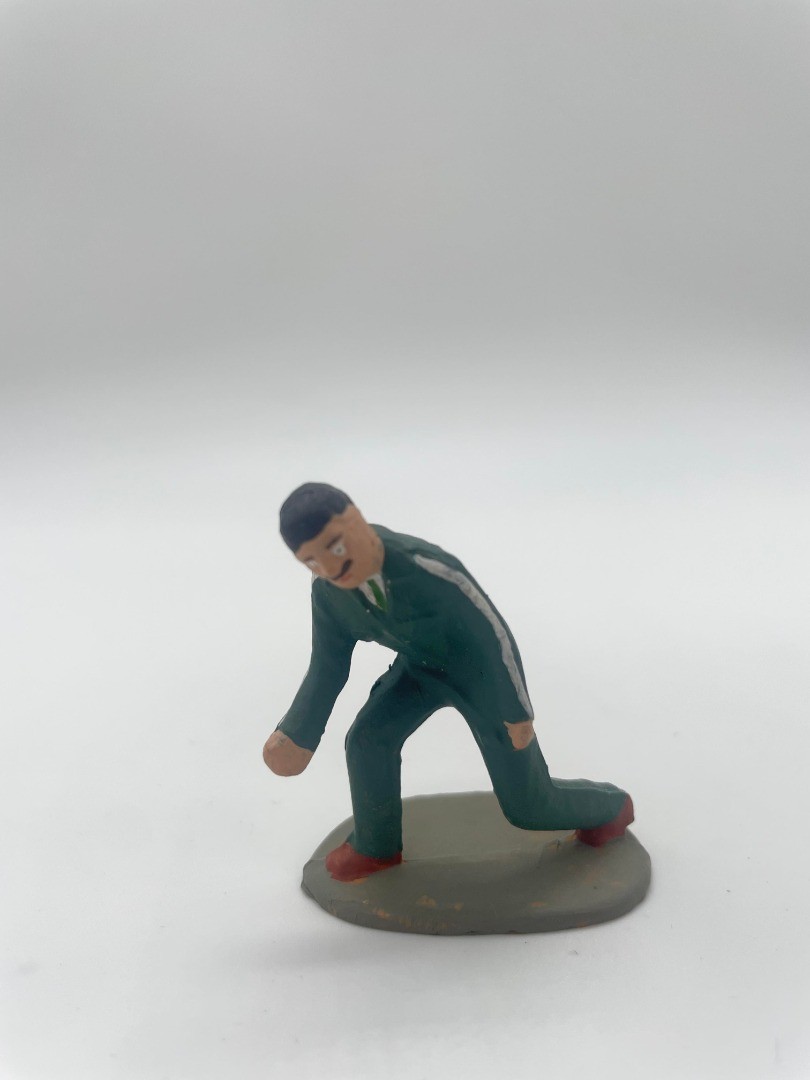 F717 - Greenhills Crouching Mechanic for Scalextric Carrera 1.32 Scale - NEW