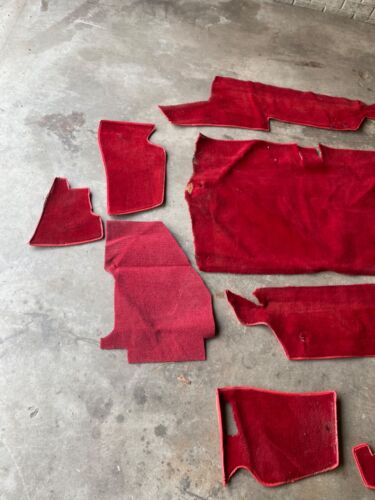 Ferrari 328 interior carpet red - Picture 3 of 10