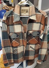 Mackinaw Woolens Plaid pattern Brown, Tan, Green Medium Zipper Jacket TBW Co.