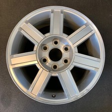 Cadillac Escalade Esv Ext Original Machined Wheel Rim 18 Hol.5303 9596318