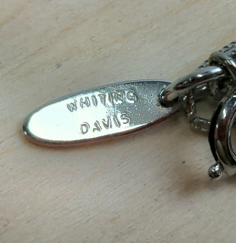 Collana Vintage Whiting Davis Catena Tono Argento Floreale Viola Resina Ciondolo - Foto 2 di 12