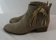 Dolce Vita Faux Suede Girls Booties Sz 5 EUC dh329