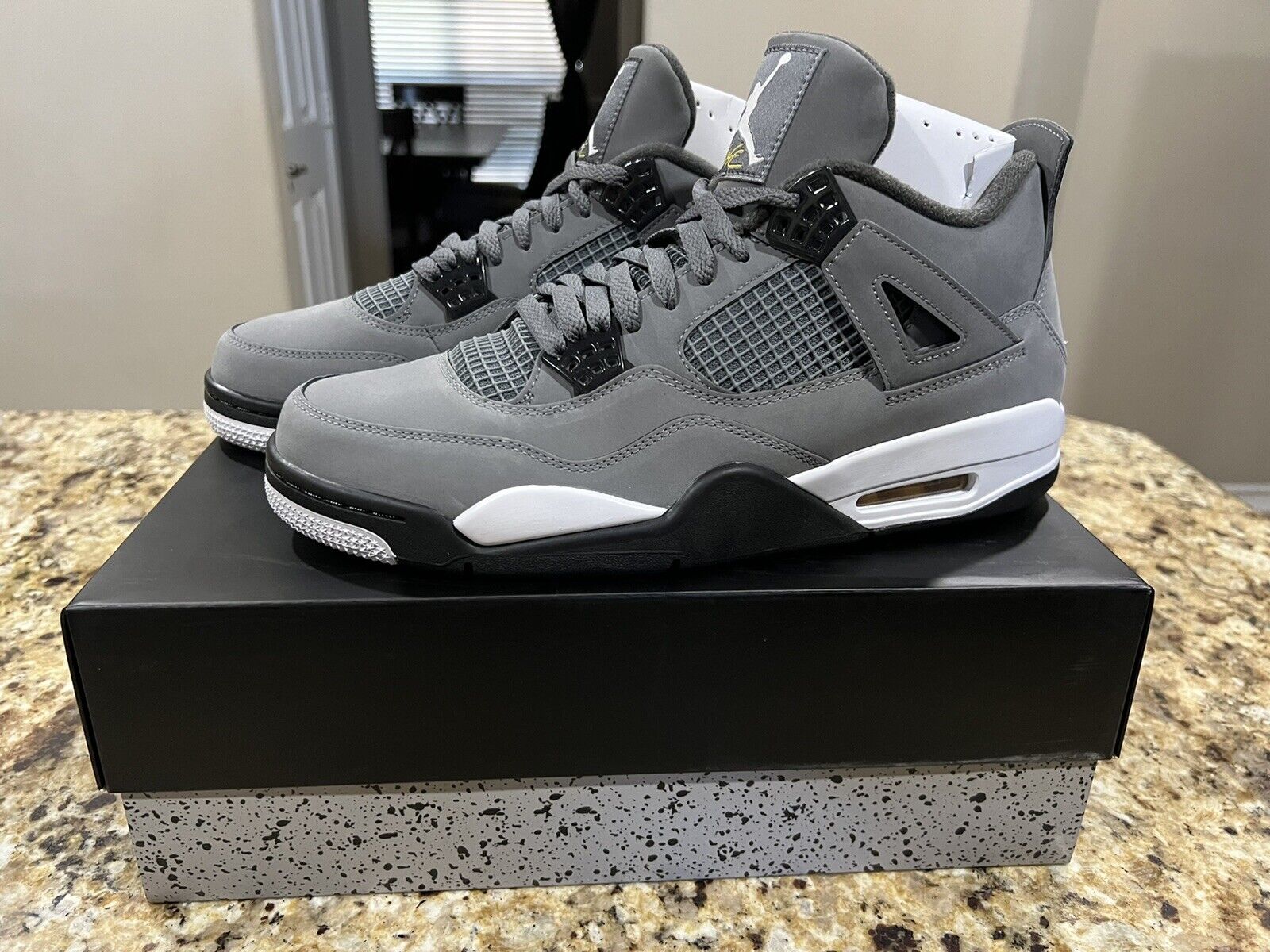 grey fours jordan