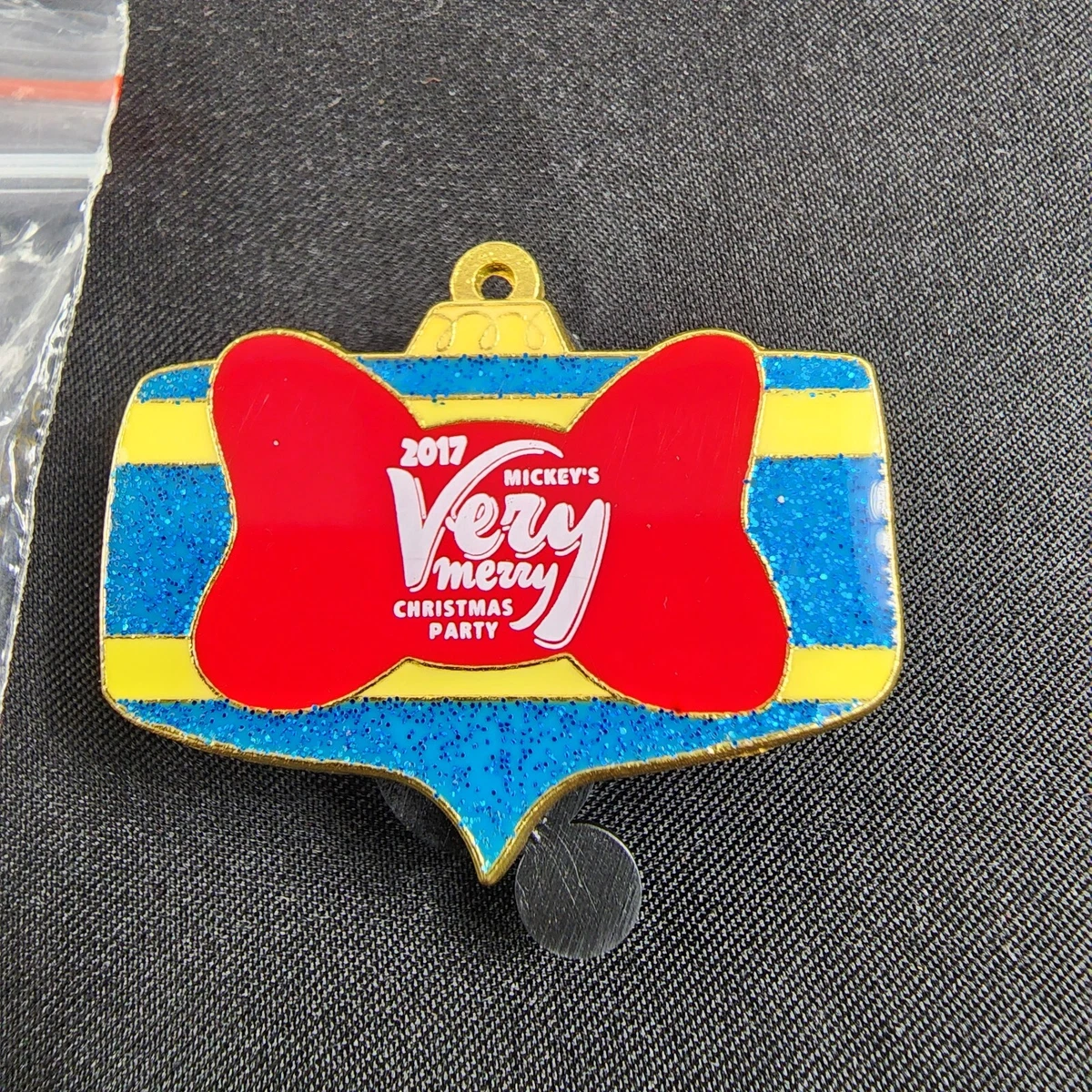 mickeys very merry christmas party pins products for sale | eBay