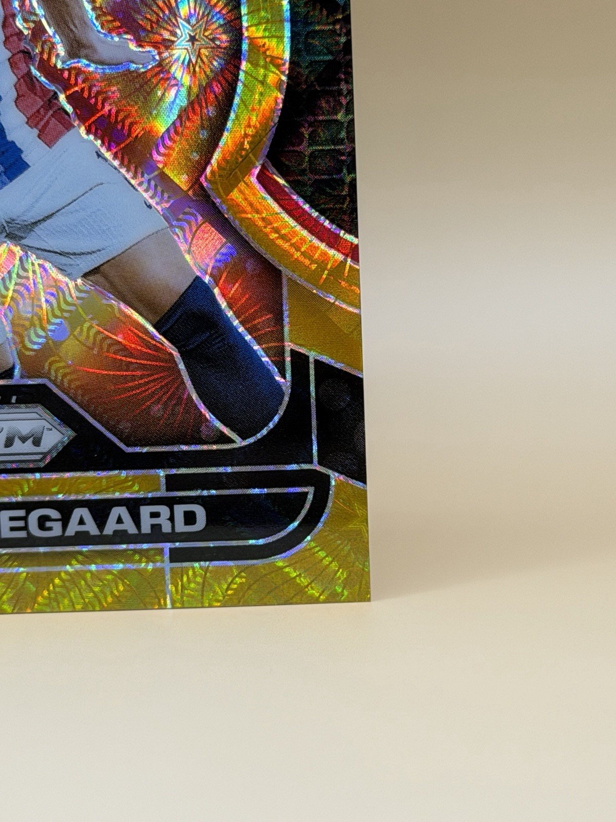 MARTIN ODEGAARD - 2026 Prizm World Cup - PHENOMENON - Gold Celestial Lattice /10 view 5
