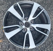 2016 2017 2018 TOYOTA RAV4 XLE 17" 17X7 OEM ORIGINAL FACTORY USED WHEEL 75198