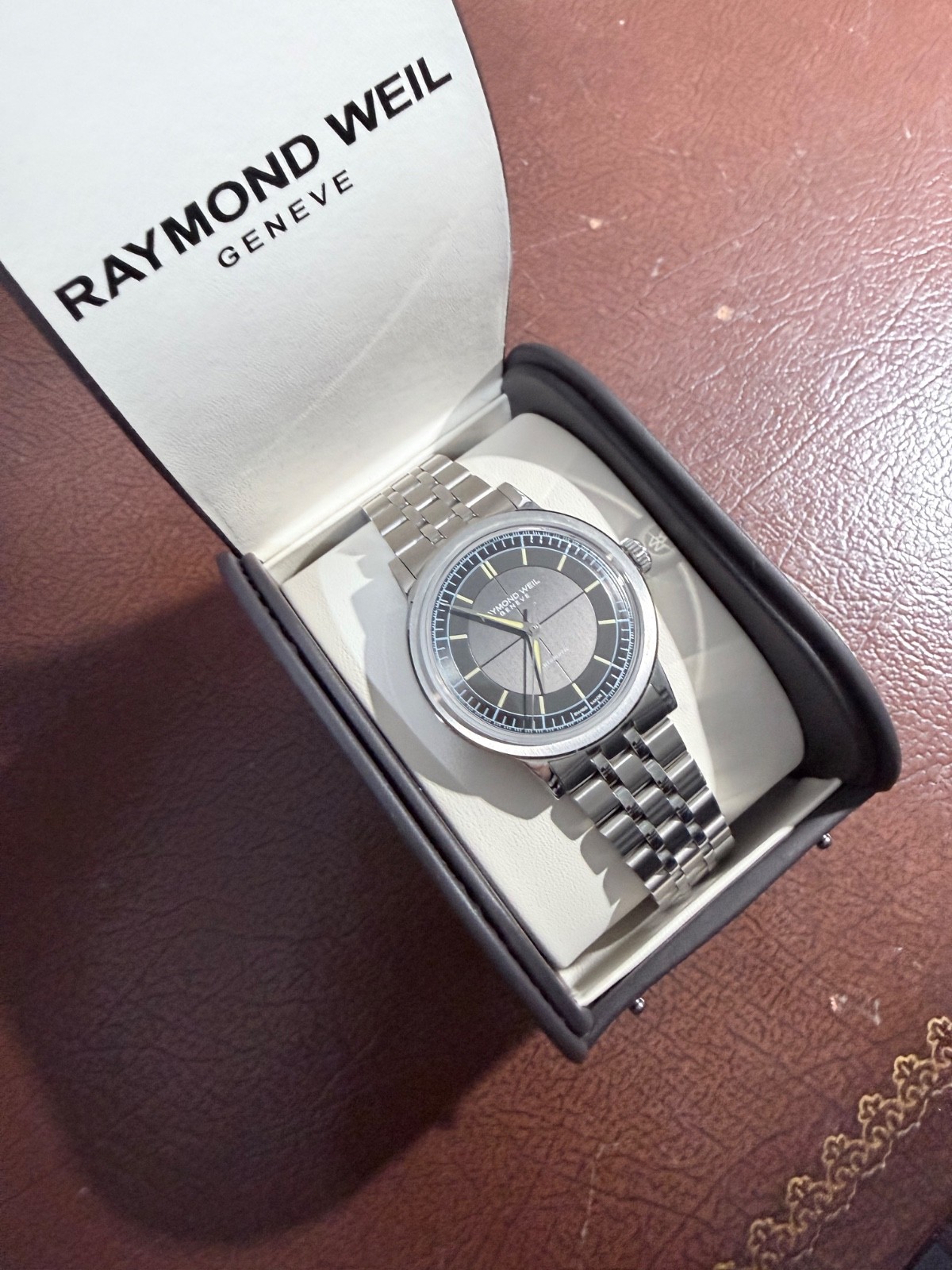 Raymond Weil Millesime with Steal Bracelet - used only few times less in month