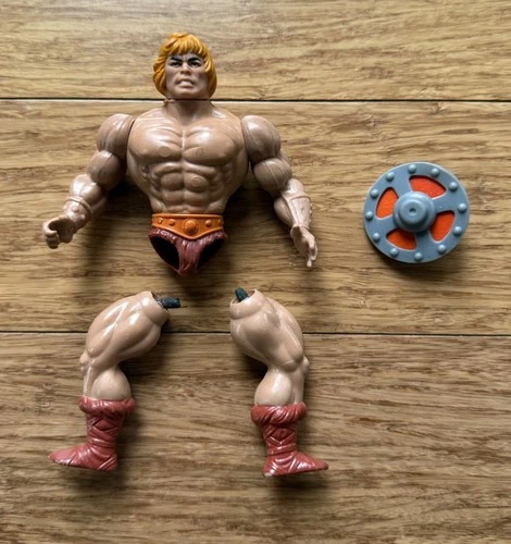 Vintage He-Man 1981 MOTU Masters of the Universe Mattel Figure Taiwan Damaged