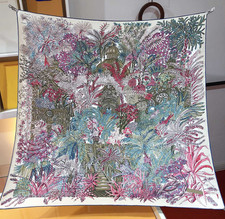 14 Momme Twill Silk Wrap 35'' green rainforest Print Scarf Bandanna Square Shawl