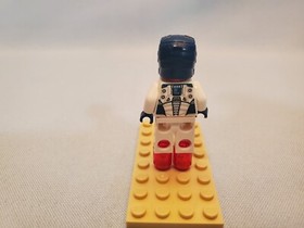 LEGO Marvel Avengers Iron Legion MINIFIG ONLY - Exclusive to Set #76038, sh168