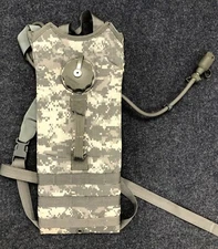 ACU DIGITAL HYDRATION SYSTEM CARRIER W/BLADDER NSN: 8465-01-524-8362 #D70d