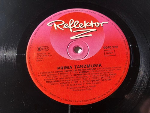2 x NDW/ Punk Sampler: Prima Tanzmusik + Flotte Bienen 10" 1982 | vg+/vg+ - Bild 3 von 11
