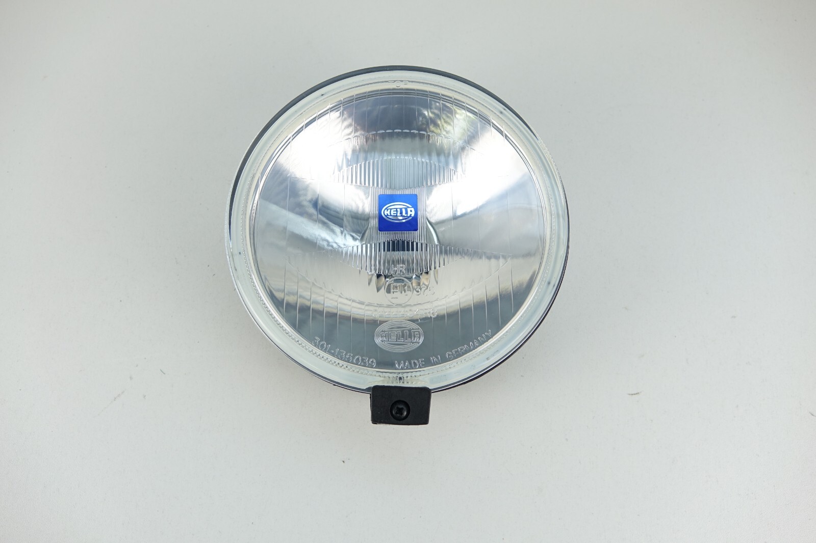 ORIGINAL HELLA FERNSCHEINWERFER HALOGEN H3 COMET 500 1F4005750-011 