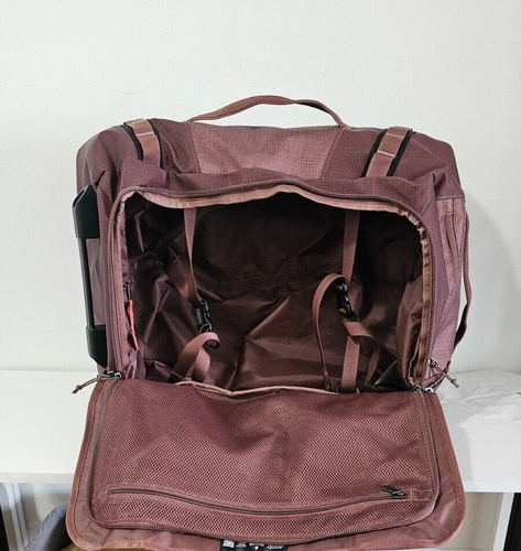 Patagonia Black Hole Wheeled Duffel 40L / Dulse Mauve / 49379 - Picture 7 of 10
