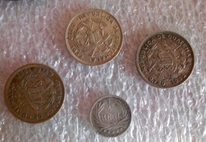 Guatemala - Lot of 6 Old Coins, Foreign Money for Gift, Collection, or Crafts