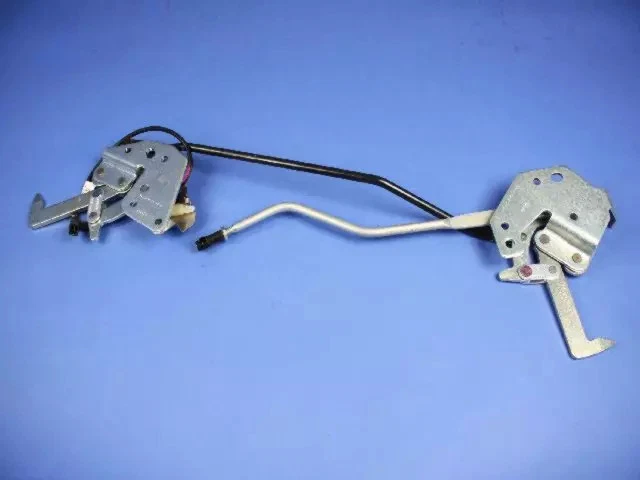 正品 Mopar 折叠顶板锁左 68028487AA — 第 2/3 张图片