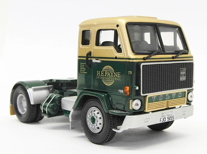 Corgi 1/50 Scale Diecast CC13106 - Volvo F88 Fridge Trailer - H.E.Payne - Image 3 of 4