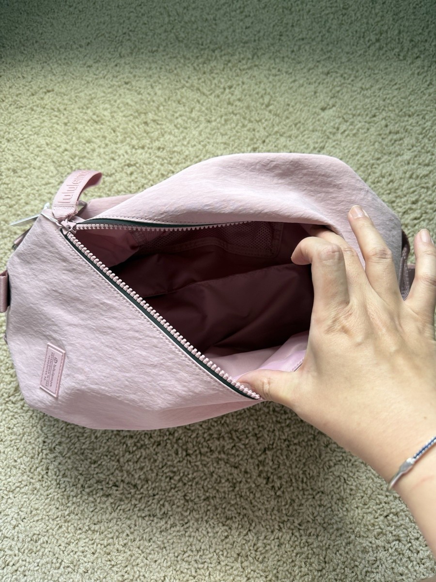 New With Tag Lululemon Fast Track Bag 2.0 10L Pink Haze | eBay display picture 2