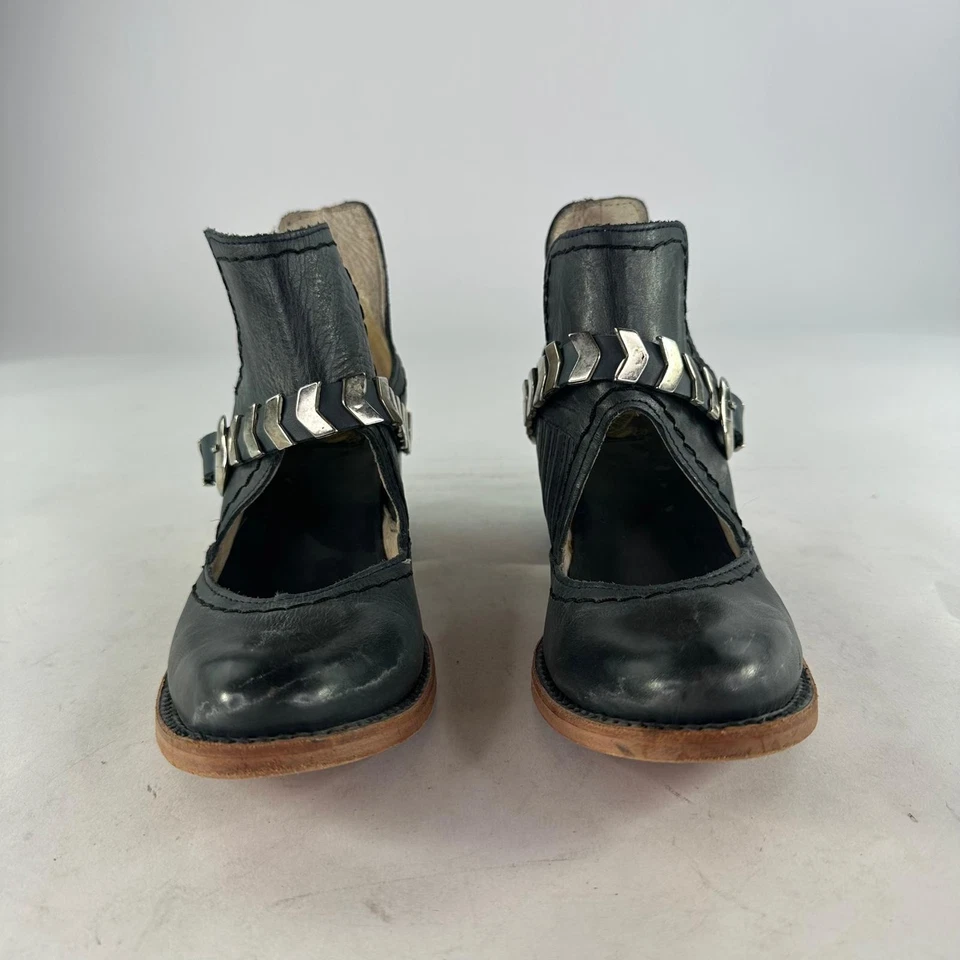 Botines Freebird by Steven Blade de cuero talla 7 azul marino recortados zapatos Foto 3 de 4