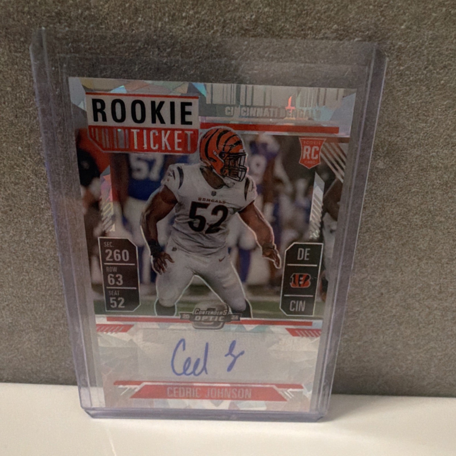 Cedric Johnson Panini Contenders Optic #187 Autograph-Cracked Ice