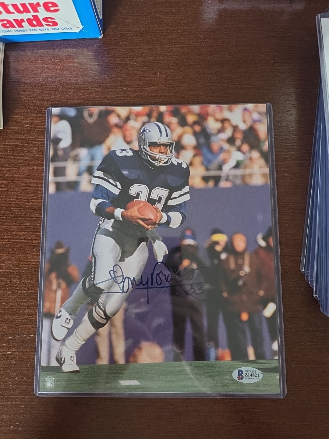 Tony Dorsett Autographed Signed 8x10 Photo Beckett COA 