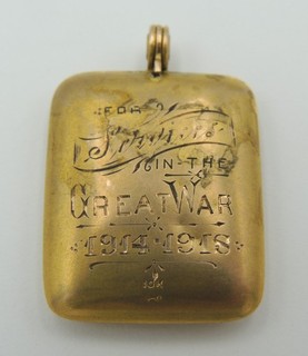 World War One Canadian Pennant For Services in the Great War 1914 1918 10k Gold