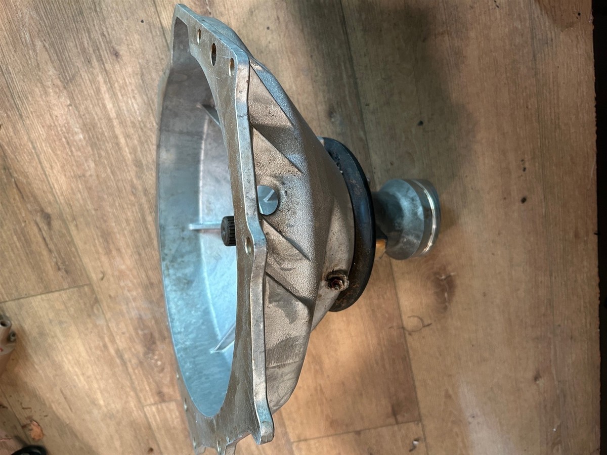 Volvo Penta AQ Bell Housing Flywheel V8 PN 835978 for sale online