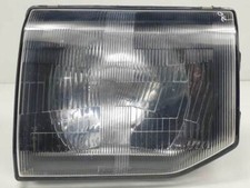Feu avant (phare) Mitsubishi MONTERO