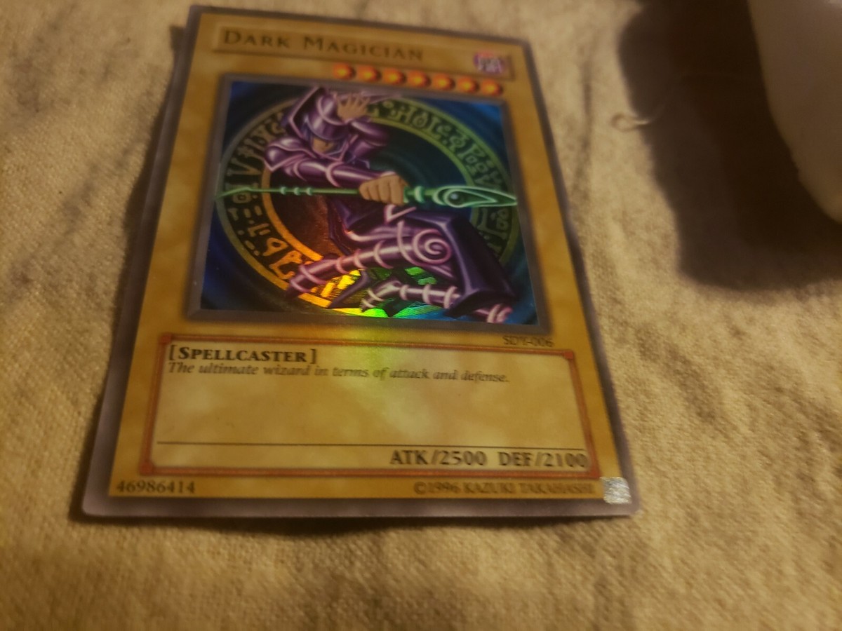 Yugioh Dark Magician SDY-006 Ultra Rare Lightly Played Unlimited