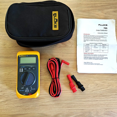 Fluke 705 Loop Calibrator Complete Kit Case Leads Clips Manual Tested