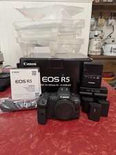 Canon EOS R5, Body Only, Original Accessories...