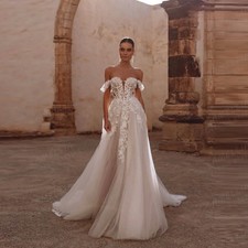 Fascinating Women's Wedding Dresses A Line Elegant Tulle Off Shoulder Appliques