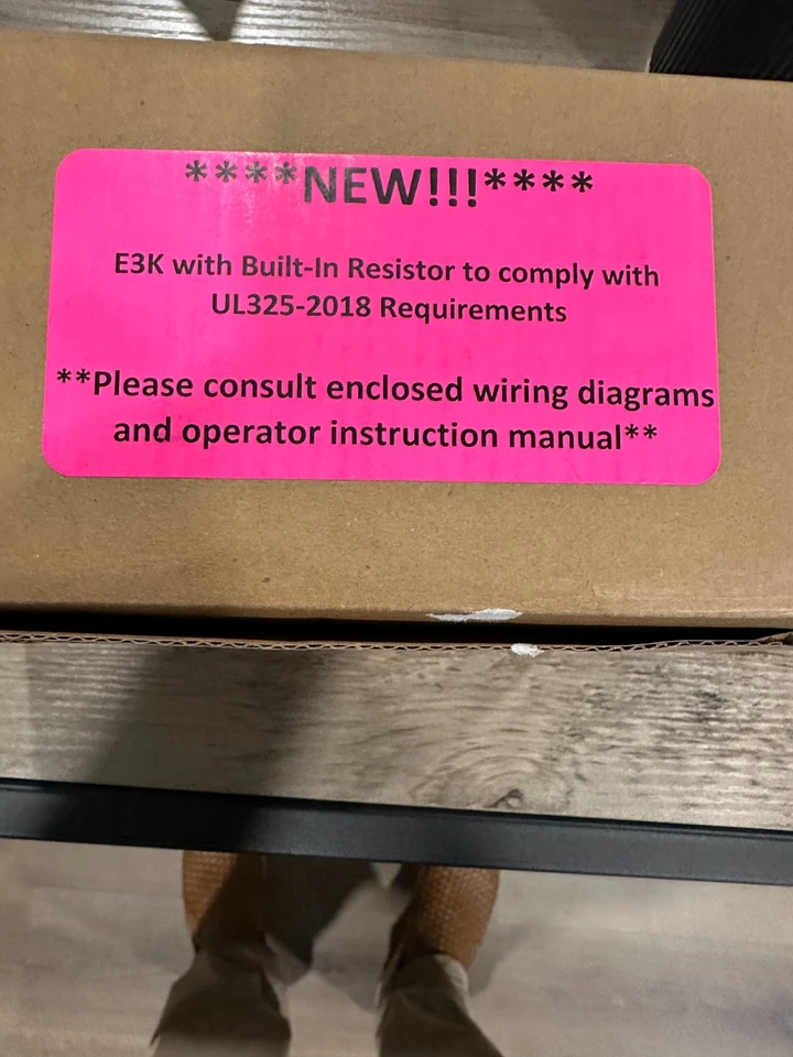 Omron Photoelectric Switch E3K-R10K4–NR-1 Brand New in the Box!! - Image 4 of 4