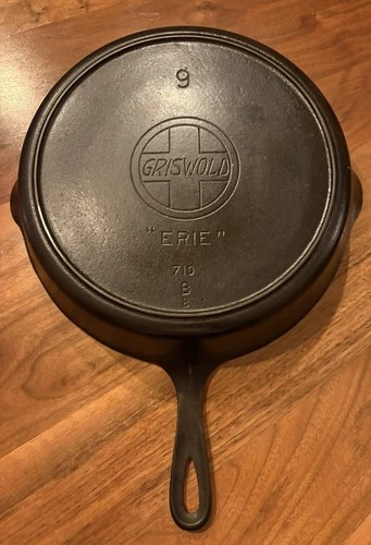 Griswold Slant Erie #9 710 BB Stunning Cast Iron Skillet Heat Ring Erie PA USA