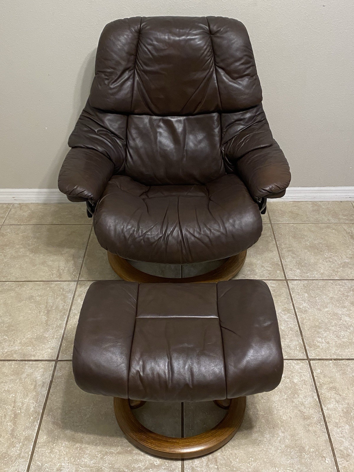 Ekornes Stressless Leather Recliner Chair & Ottoman Large Reno Norway Furniture