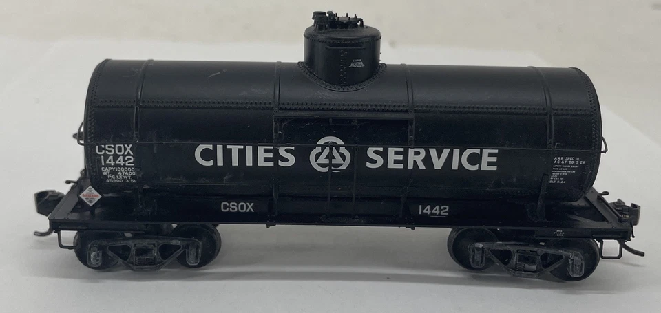Walthers Pro HO Scale 920-100502 Cities Service ACF 10,000 Gallon Tank Car #1442 - Image 3 of 4