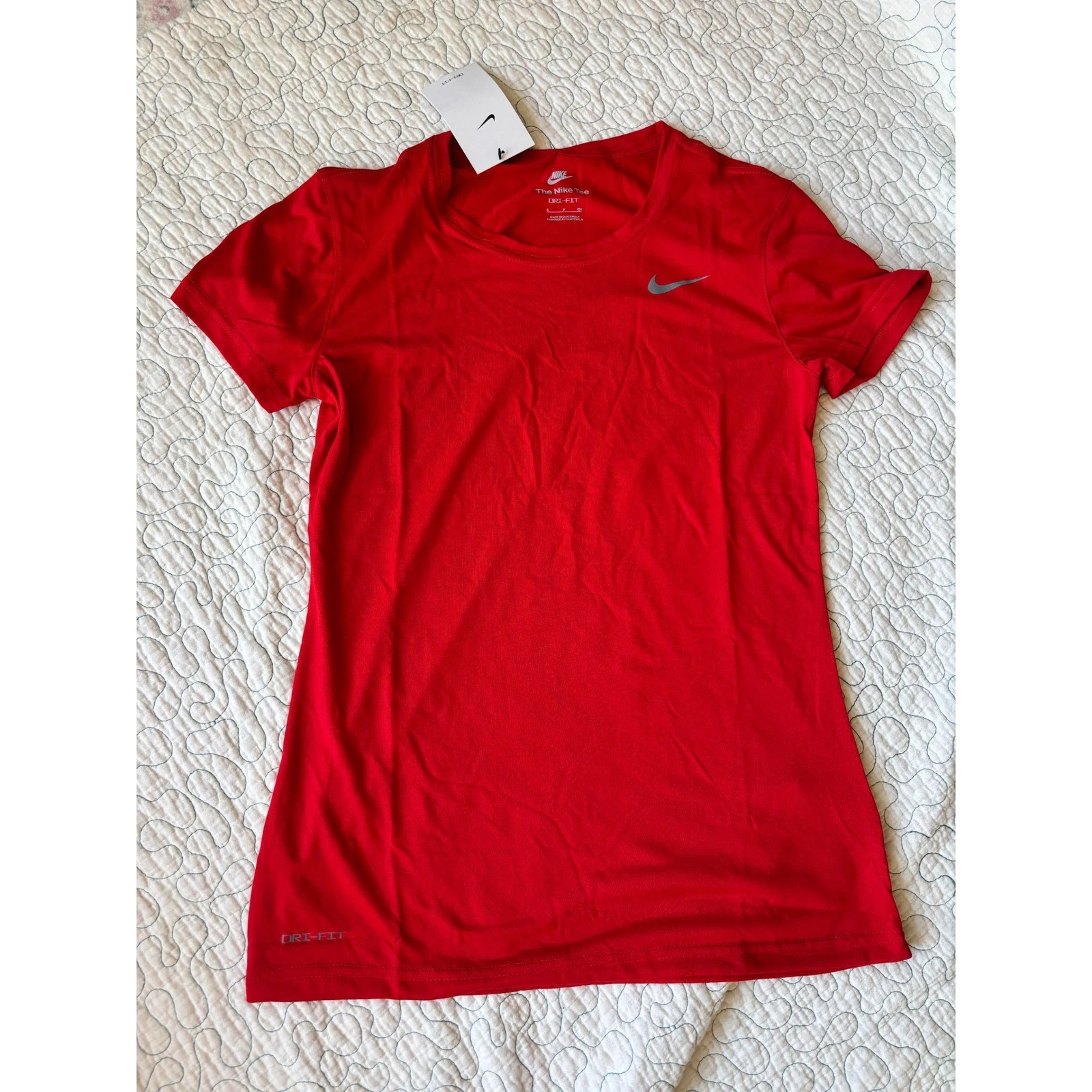 Nike Womens Dri-FIT Training T-Shirt Red Short Sleeve Size Small